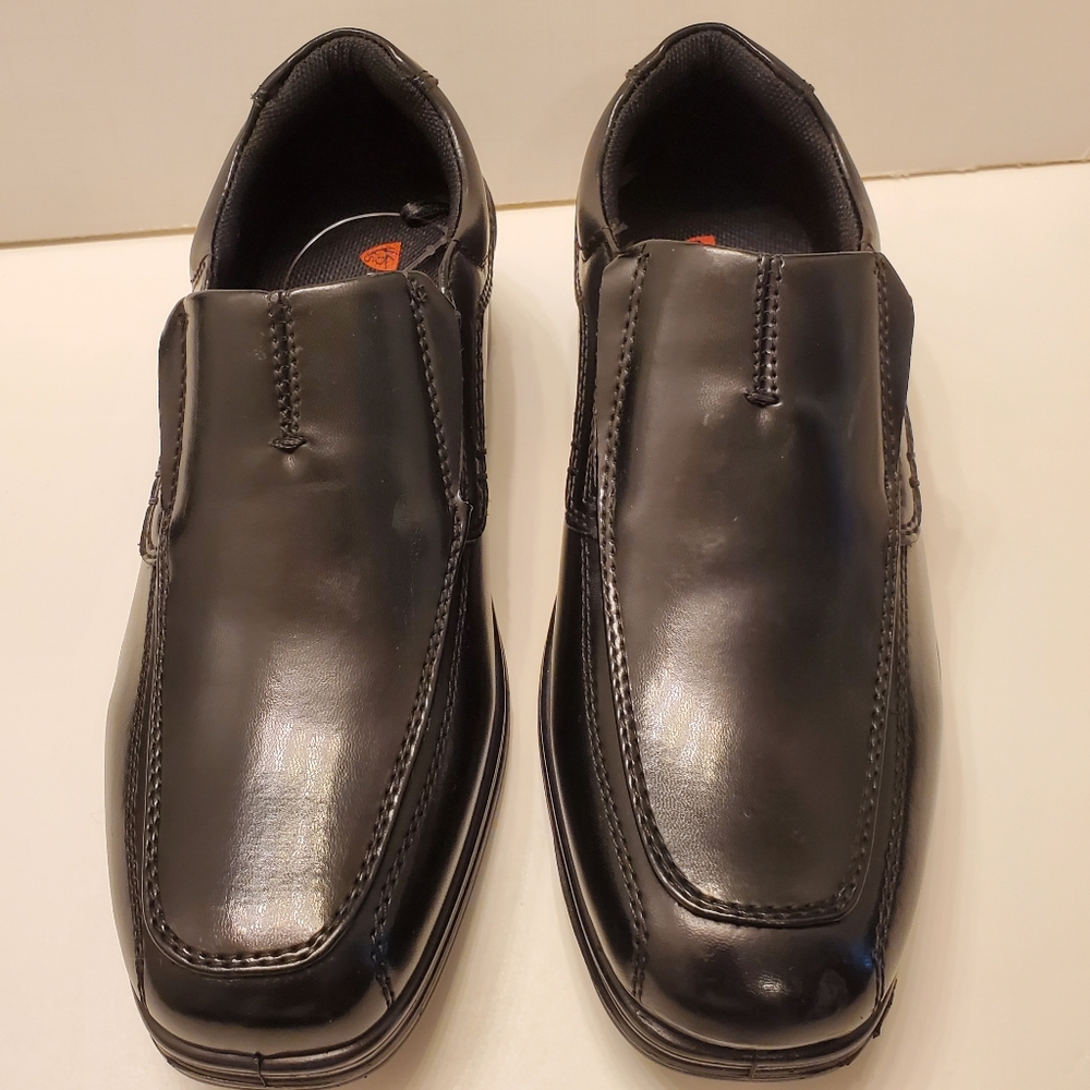 Boys NEW Black Dress Shoes Sz 1.5